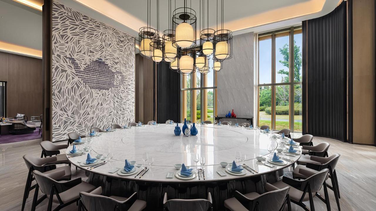 Renaissance Changzhou Wujin Hotel Exterior photo