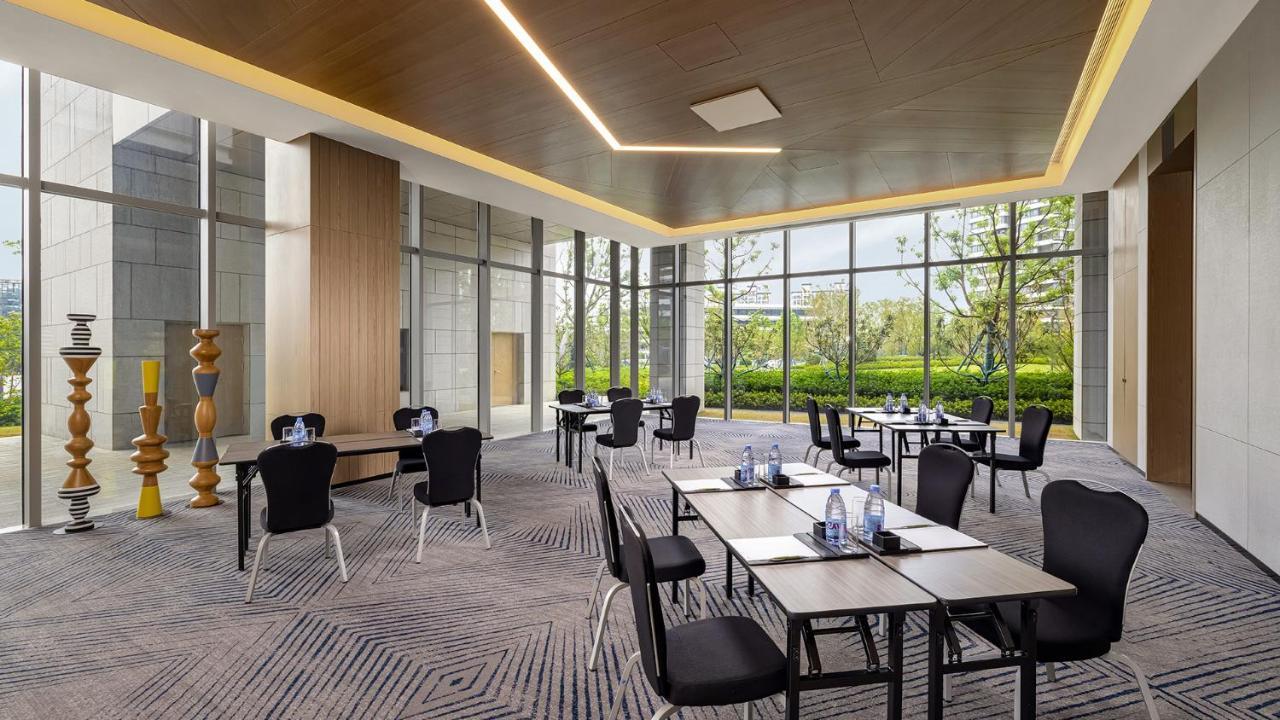 Renaissance Changzhou Wujin Hotel Exterior photo