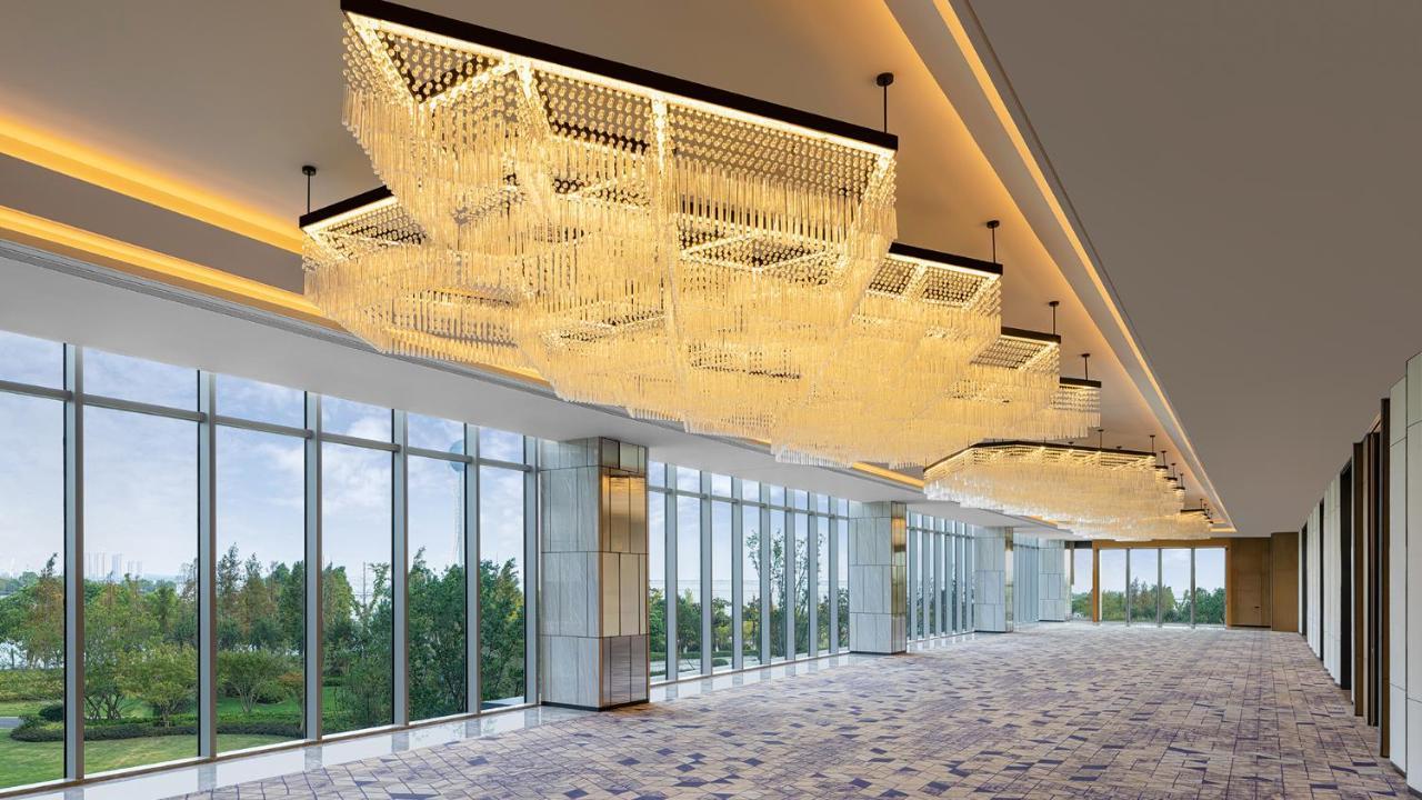 Renaissance Changzhou Wujin Hotel Exterior photo