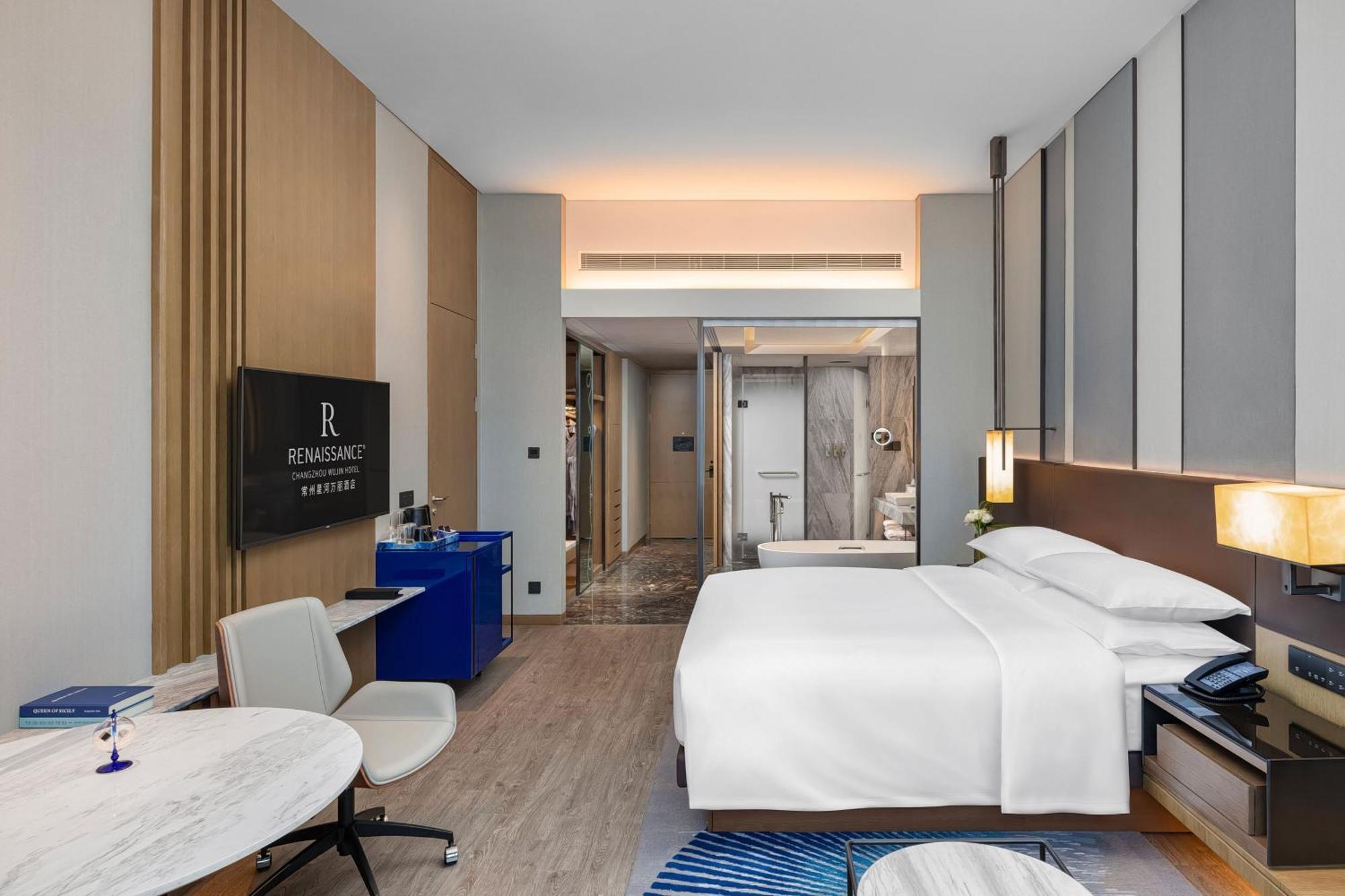 Renaissance Changzhou Wujin Hotel Exterior photo